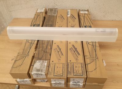 Lot de 10 Appliques Salle de bain fluo SARLAM, 1x18W , stand…