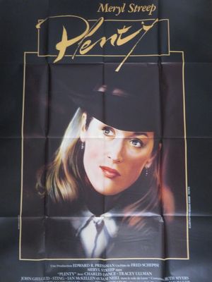 une affiche de cinéma pour « Mary Street », mettant en scène une femme coiffée d'un haut-de-forme