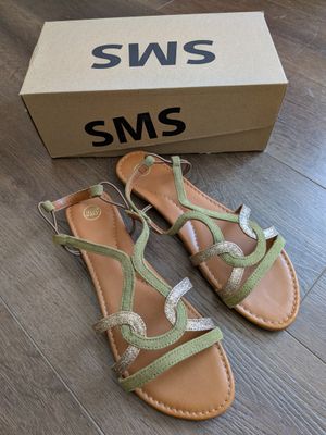 Paire de chaussures de marque SMS