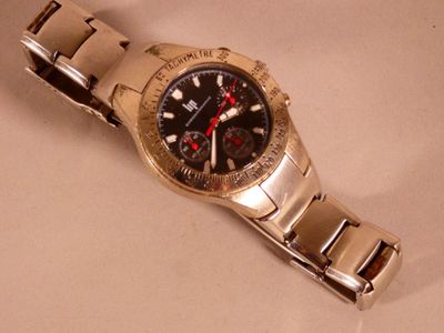 a watch that is sitting on a table