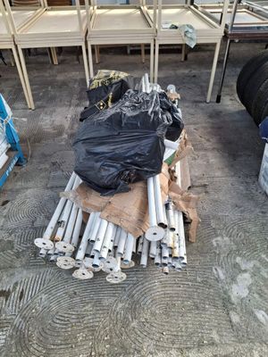 4 Barnums 6 x 4m (non vérifié)