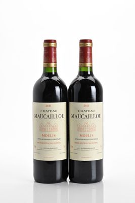 2B CHÂTEAU MAUCAILLOU Moulis 2011