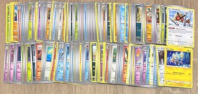Pokemon : Lot DE 200 Cartes FR.
