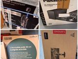 quatre photos différentes d'un carton de haut-parleurs et d'un carton de haut-parleurs