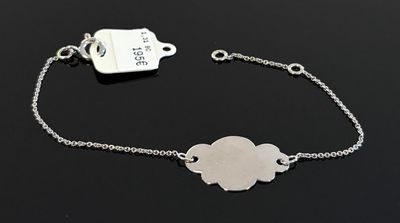 bracelet en argent sterling orné d'une breloque « hametle » sur fond noir