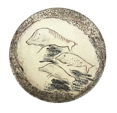 a picture of a plate with a picture of two fish on it