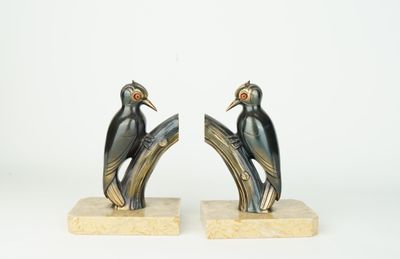 paire de serre-livres Art déco représentant deux oiseaux sur une branche