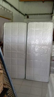 Hotel megastore, paire de matelas 2x80x200x23cm - Produits n…