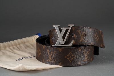 louis vuitton monogram belt in brown leather with silver buckle