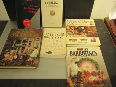 Lot DE Livres Cotes, Numismatique, Montres, Barbotines…