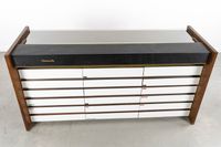 Christofle France, comptoir de boutique avec vitrine. (photo 6)