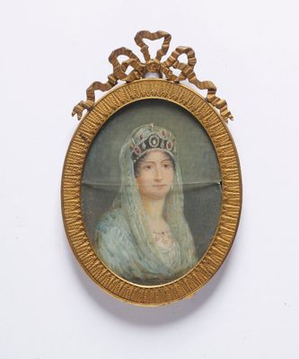 portrait d'une femme portant un voile et une tiare, dans un cadre doré