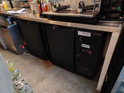 Tour réfrigéré deux vantaux émaillé noir TEFCOLD froid posit…