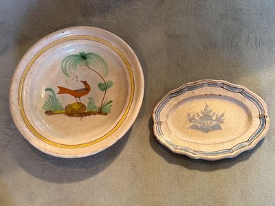 2 plats "cul noir", diam 35 à l'oiseau