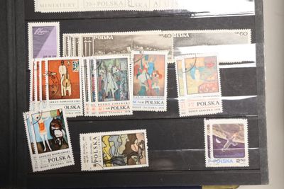 2 gros Albums POLOGNE et TCHECOSLOVAQUIE période 1940 - 1970