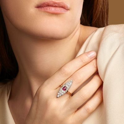 AnnÉES 1920 Bague Marquise Rubis ET Diamants