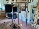 two lamps that are sitting on a rug in a living room