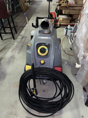 a machine that is sitting in the middle of a room