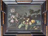 une photo d'un tableau représentant des fruits et des fleurs posés sur une table