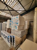 Important stock d'isolants comprenant : (photo 5)