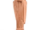 statue d'une femme tenant un enfant dans ses bras, sur fond blanc
