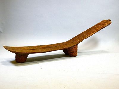 LOBI, Burkina Faso. Bois dur, patine d’usage.