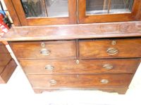 Buffet deux corps de style anglais comprenant une partie bas… (photo 2)