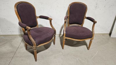 Paires de fauteuils cabriolets Louis XVI en bois mouluré et …