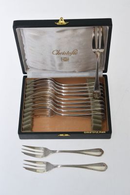 CHRISTOFLE, coffret de 12 fourchettes à gâteau en métal arge… - Photo 1