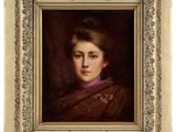 un tableau représentant une femme portant un foulard violet, dans un cadre doré