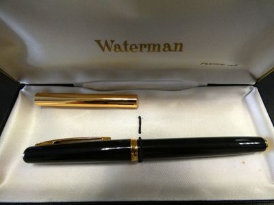waterman fountain pen and rollerball pen in a box