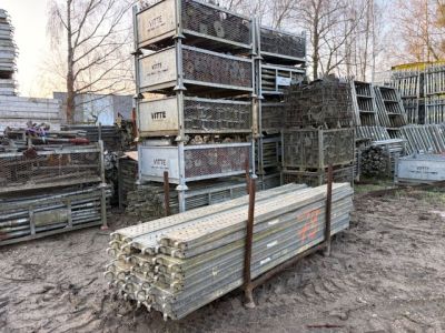 Lot de tours d'étais