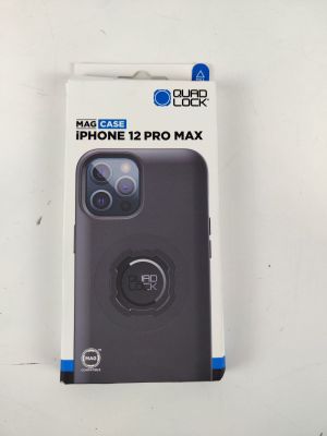 une coque pour iPhone 12 Pro Max dans son emballage