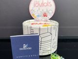 un gâteau sur lequel est représentée une ville