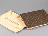 louis vuitton monogramet book and cloth