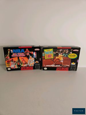 deux boîtes de cartes de basket-ball de la NBA posées sur une table