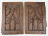 paire de panneaux architecturaux anciens en bois sculpté