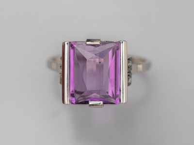 bague en améthorate et diamants en or blanc 18k