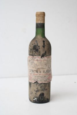 a bottle of wine that is sitting on a table