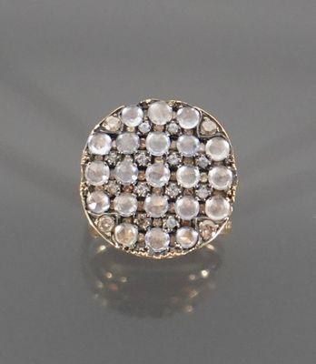 Selim MOUZANAR Ravissante bague en or jaune 18K 750 millième…