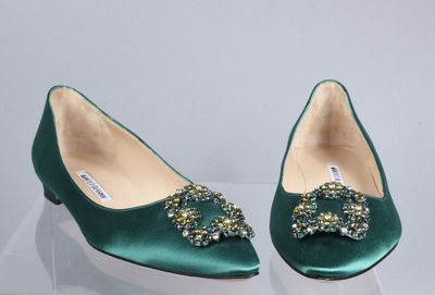 manoloni emerald green satin pumps with jeweled bow