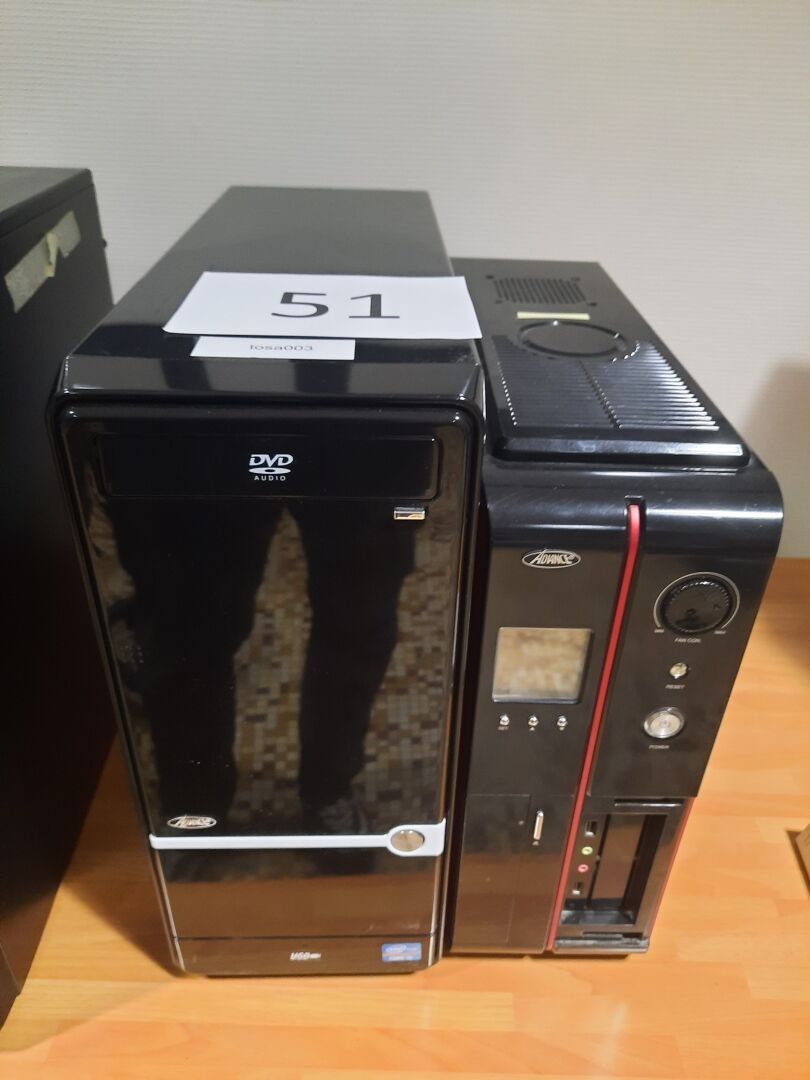 2 unités centrales d'assemblage ADVANCE dont Intel Core i5