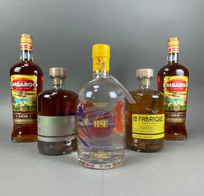 2 B Embargo, "Cacao", 70 cl 1 B Rhum agricole AOC Martinique…