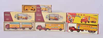 la boîte contient de nombreux modèles différents de camions miniatures