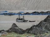 dessin représentant un bateau sur un plan d'eau, avec des montagnes en arrière-plan