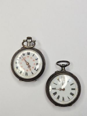 2 Montres de gousset en argent (l'une poinçon crabe l'autre …