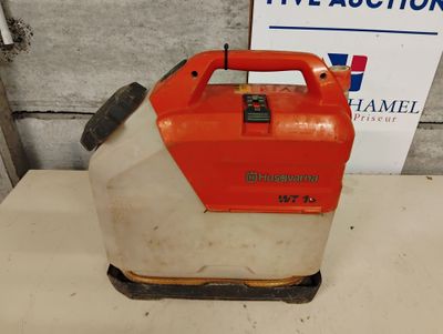 Réservoir d'eau sous pression à pompe sur batterie HUSQVARNA…