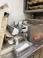 Une machine à pâtons SUBAL. (photo 3)