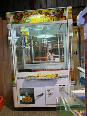 Grosse machine à pince Mega Party Fonctionne, à réviser Vend… - Photo 1