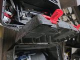deux valises empilées l'une sur l'autre